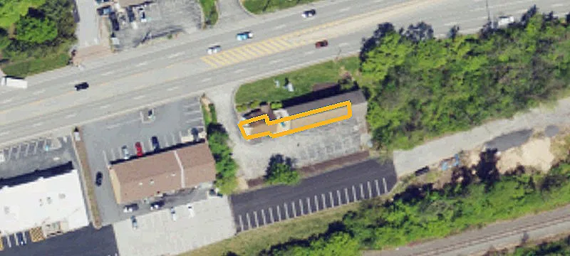 52 Lancaster Ave