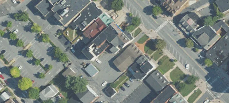 51 Main St