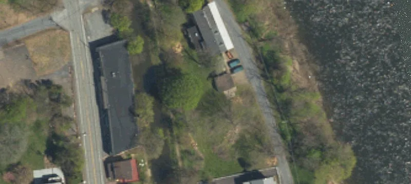 25 Canal Rd
