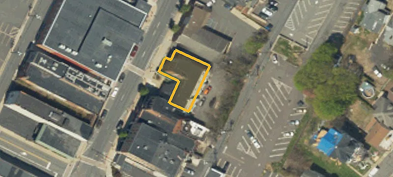51 Main St