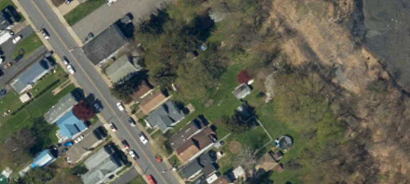 489 Slocum St