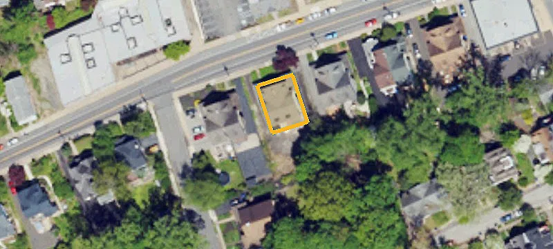 126 Greenwood Ave