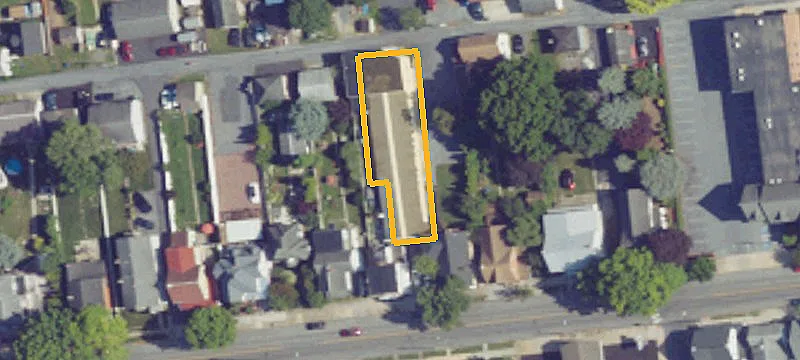 240 Main St