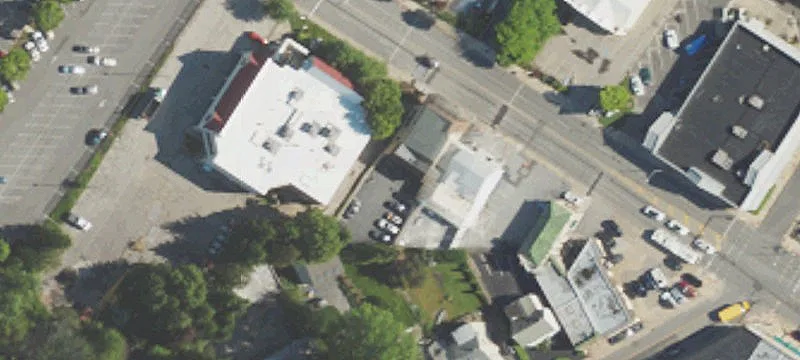 718 Lancaster Ave