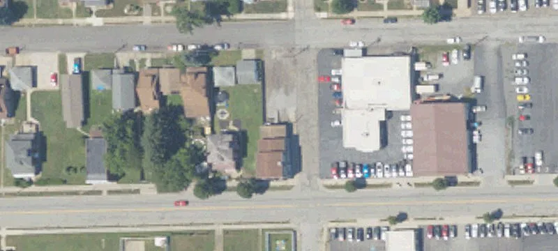 1100 Lawrence Ave