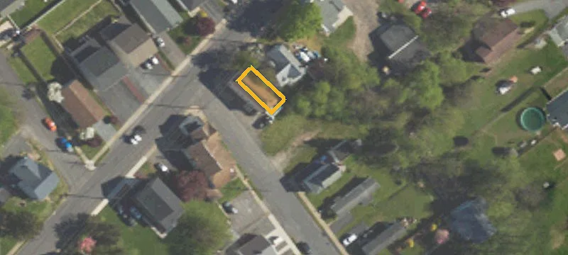 347 Main St