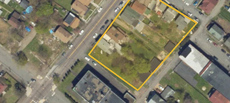 917 Cedar Ave, Unit 919