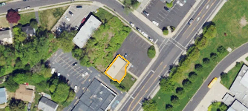 818 Easton Rd