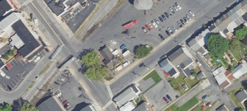 323 Main St