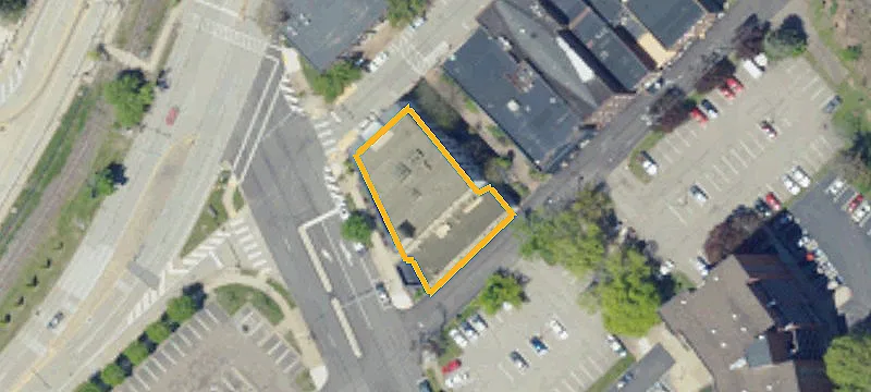 101 Main St