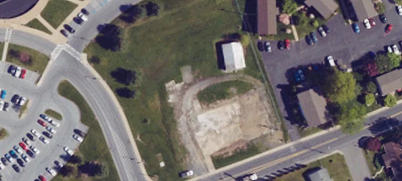 325 Shady Ln