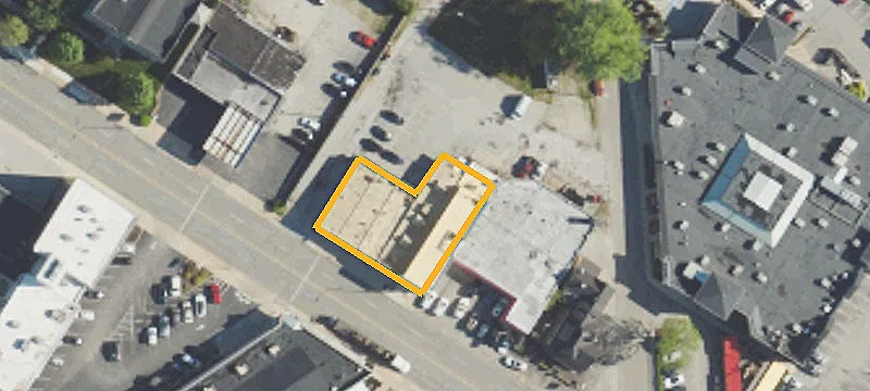 1215 Lancaster Ave