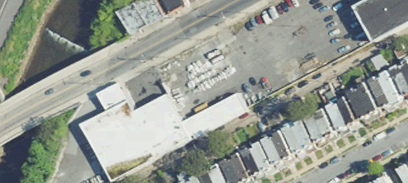 75 9th St