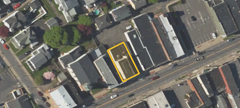 25 Main St