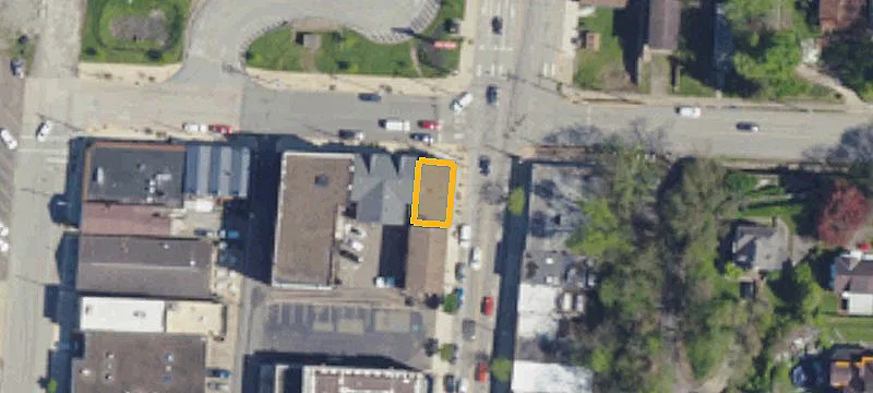 334 Ctr Ave