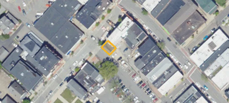 438 Walnut St