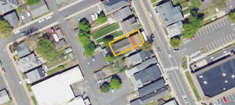321 Main St