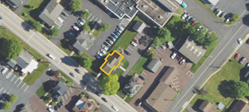 409 Main St