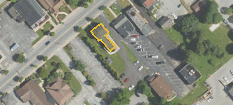 40 Lancaster Ave