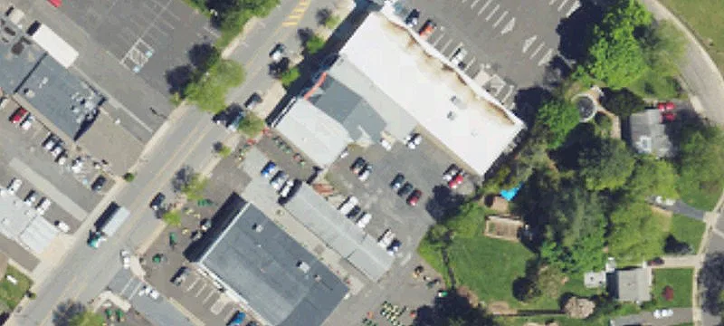 325 York Rd
