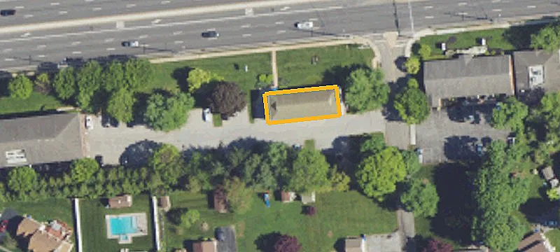 3744 Chester Pike