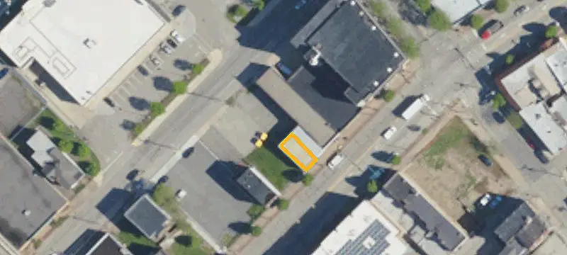 131 8th Ave
