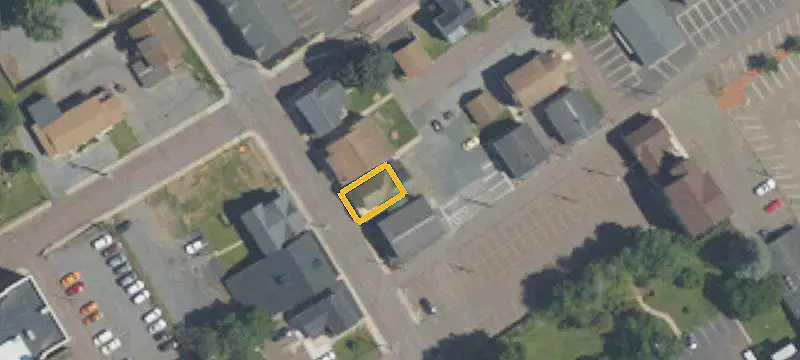 115 Iron St
