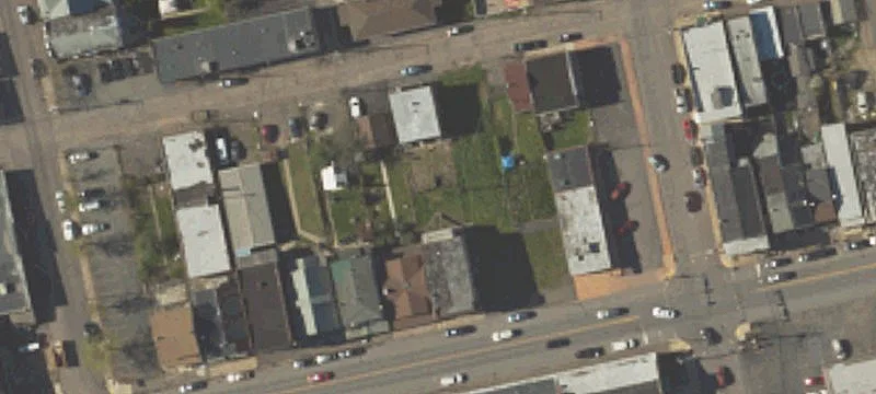 129 Diamond Ave