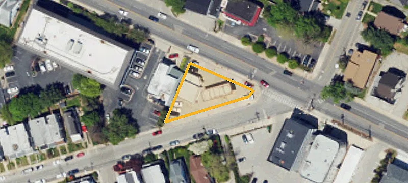 808 Montgomery Ave