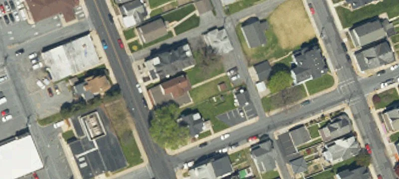1813 Main St