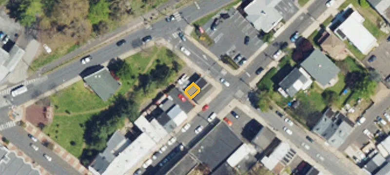 121 Pond St