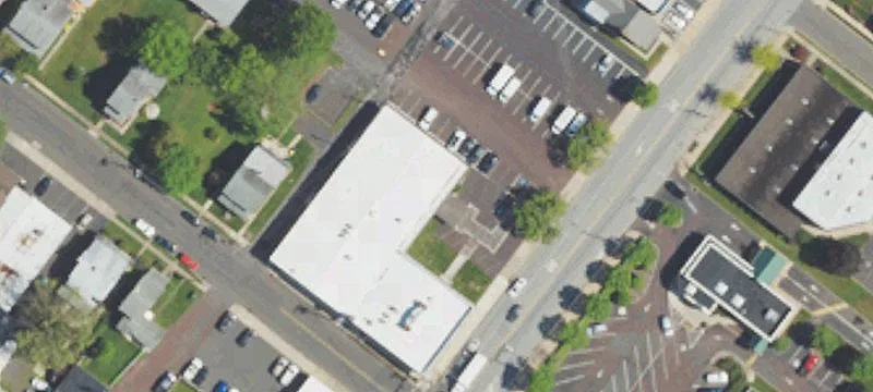 320 Broad St