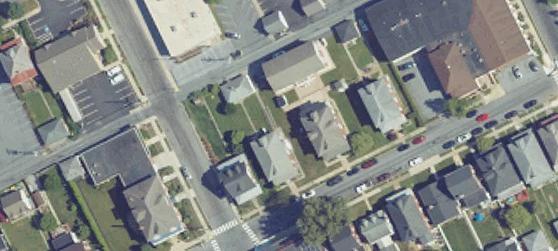 231 Caracas Ave