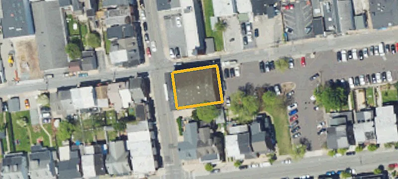 21 Gay St