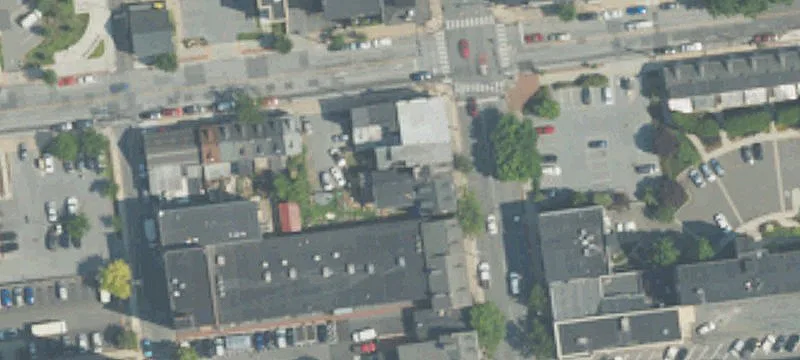 354 Queen St