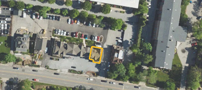 413 Lancaster Ave