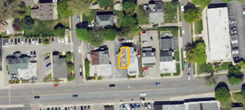 135 Montgomery Ave