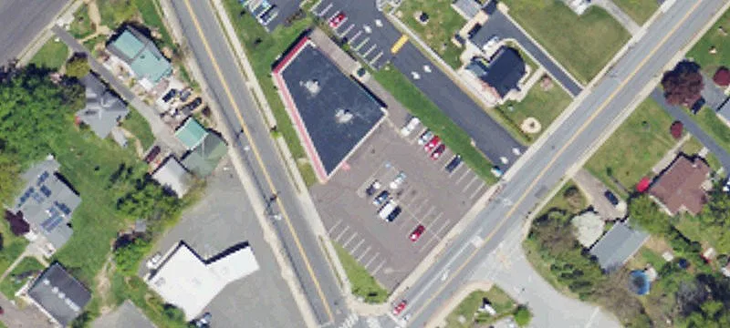 10 Lewis Rd