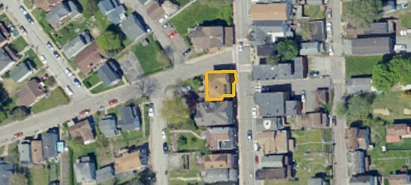 502 Carothers Ave