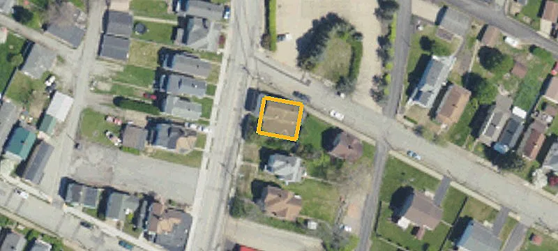 180 Henderson Ave