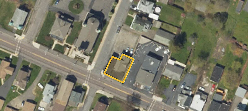 525 527th 529th E Drinker St