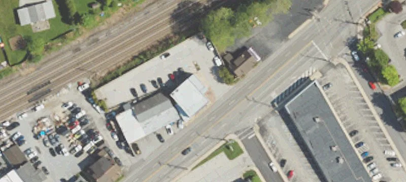 901 Lancaster Ave