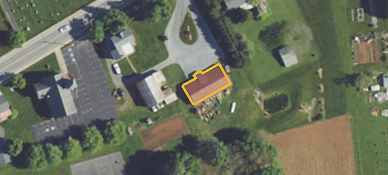 2176 Main St
