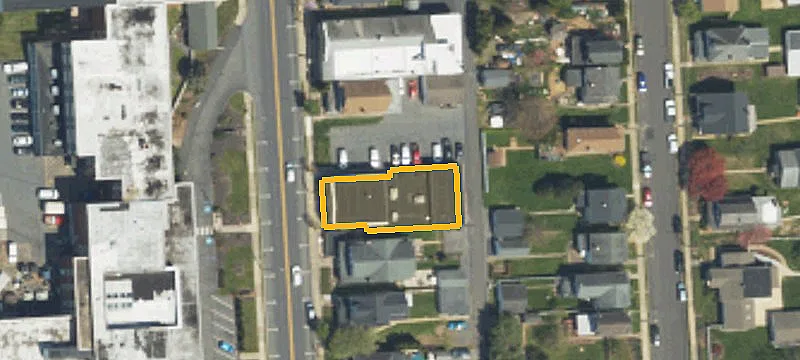 1057 Main St