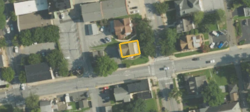 120 Broad St