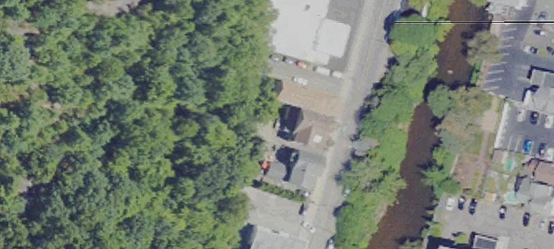 496 Main St