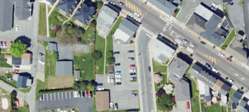 8 Main St
