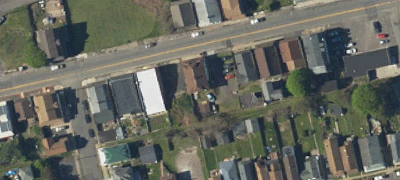 89 Main St
