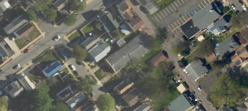 111 Sharpe St