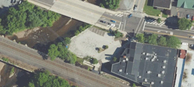 144 High St
